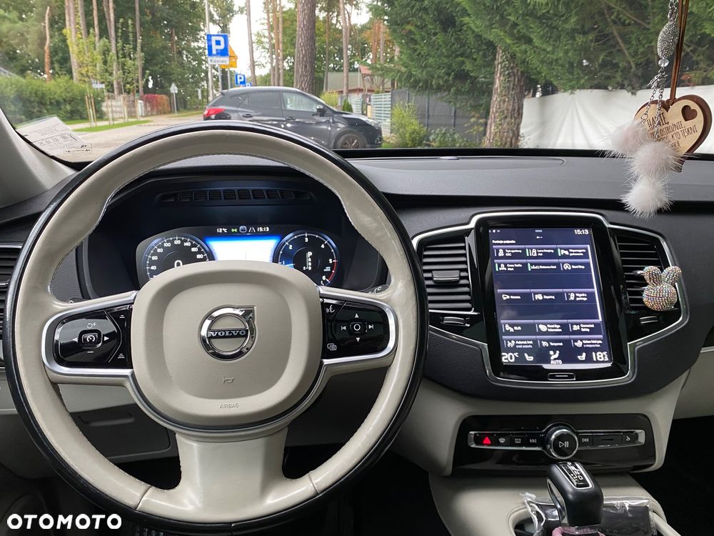 Volvo XC 90 D5 AWD Geartronic Inscription - 35