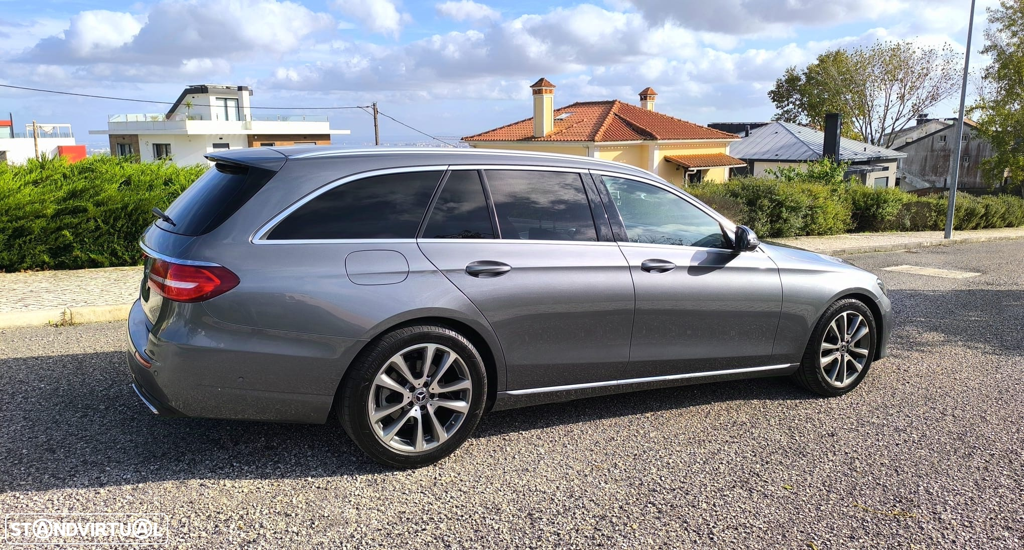 Mercedes-Benz E 220 d Avantgarde 7L - 2