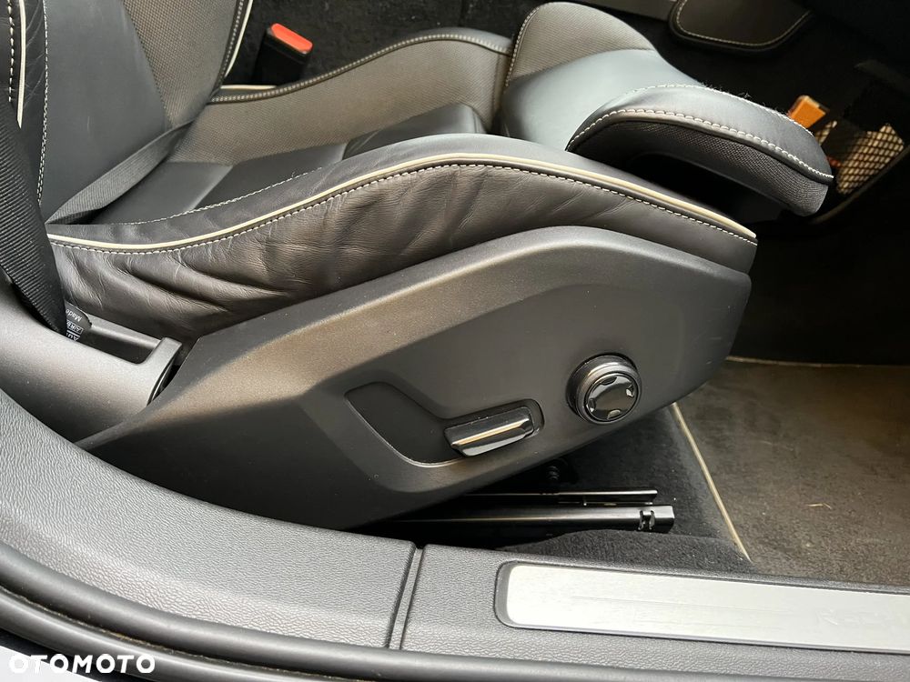 Volvo V60 T8 AWD Recharge Geartronic RDesign - 20