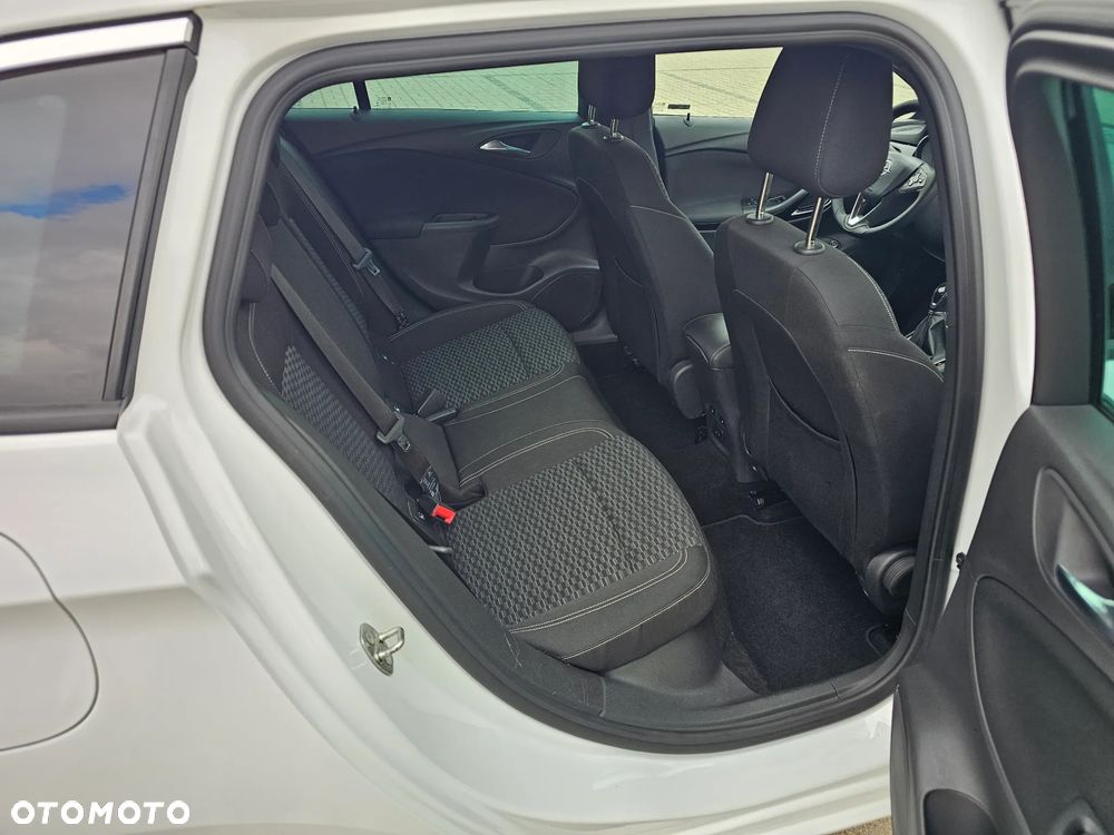 Opel Astra - 10