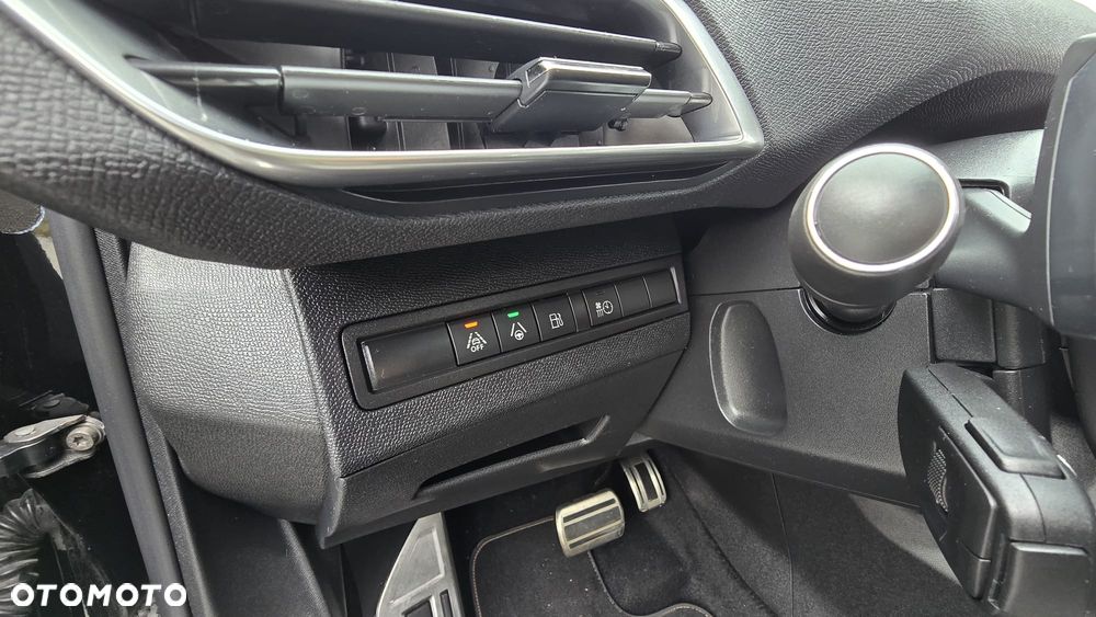 Peugeot 3008 225 e-EAT8 GT Pack - 6