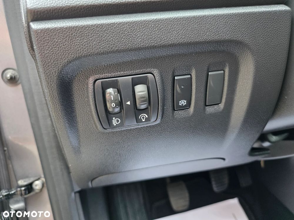Renault Captur ENERGY TCe 90 Start&Stop Luxe - 26