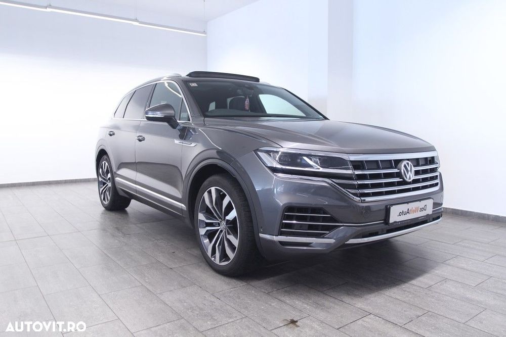 Volkswagen Touareg - 2