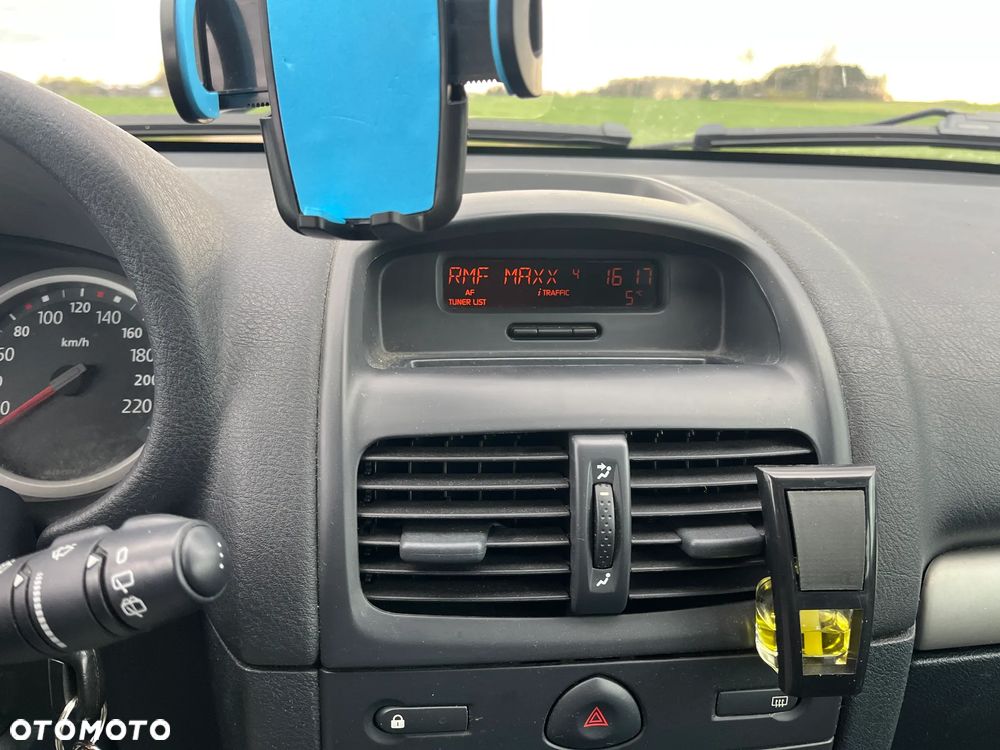 Renault Clio - 28