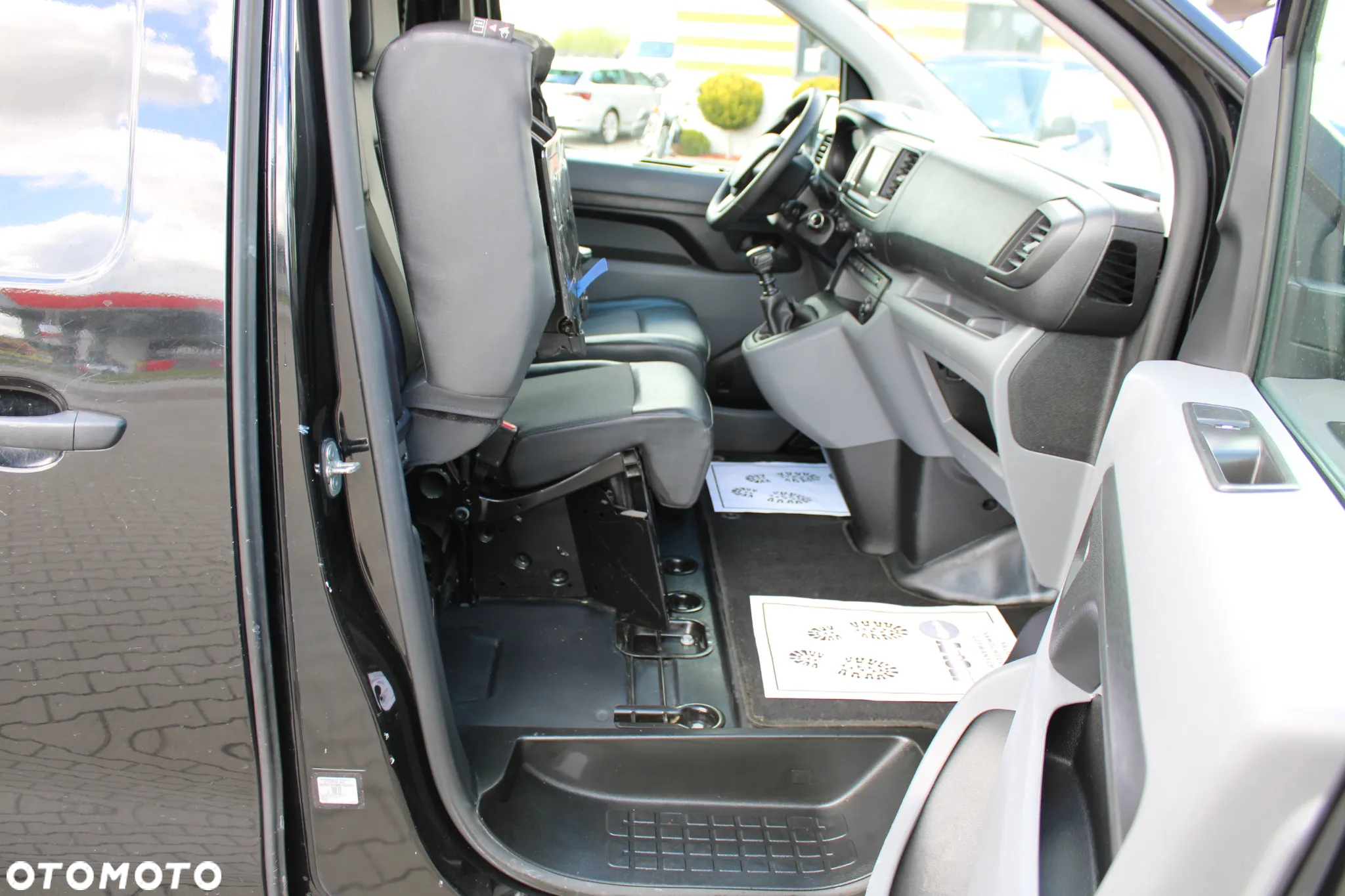 Peugeot Expert III - 29
