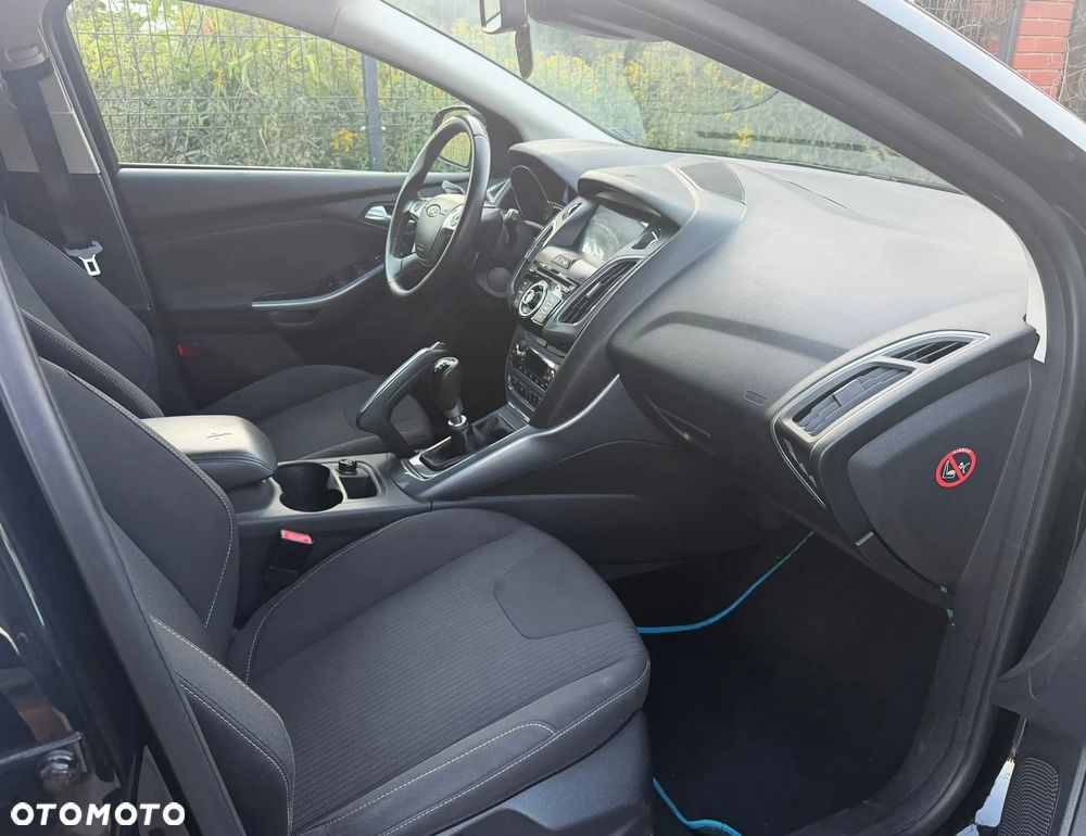 Ford Focus 1.6 EcoBoost Titanium - 18