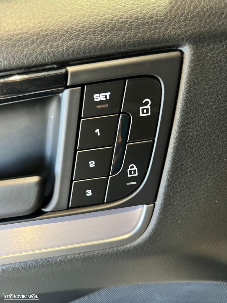 Porsche Cayenne Coupé E-Hybrid - 20