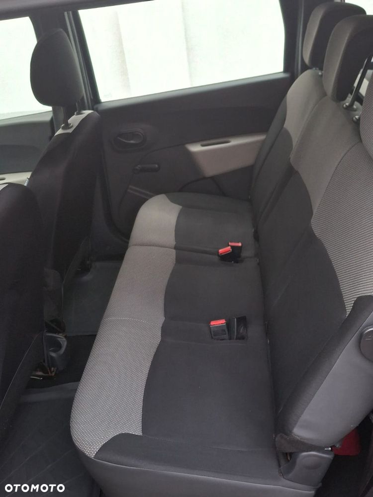Dacia Lodgy 1.6 Ambiance - 8