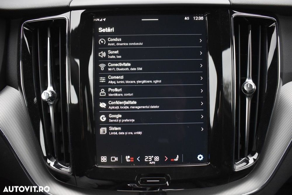 Volvo XC 60 - 30