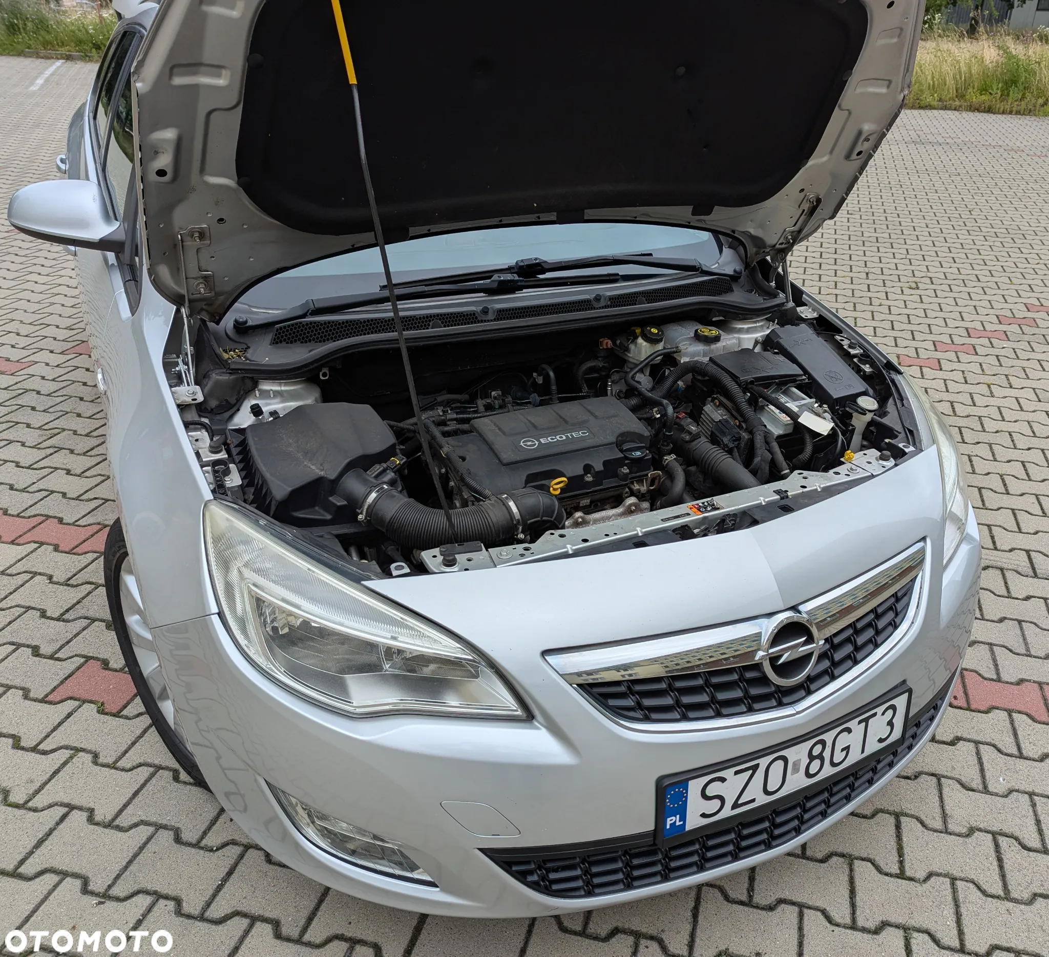 Opel Astra IV 1.4 T Sport - 8