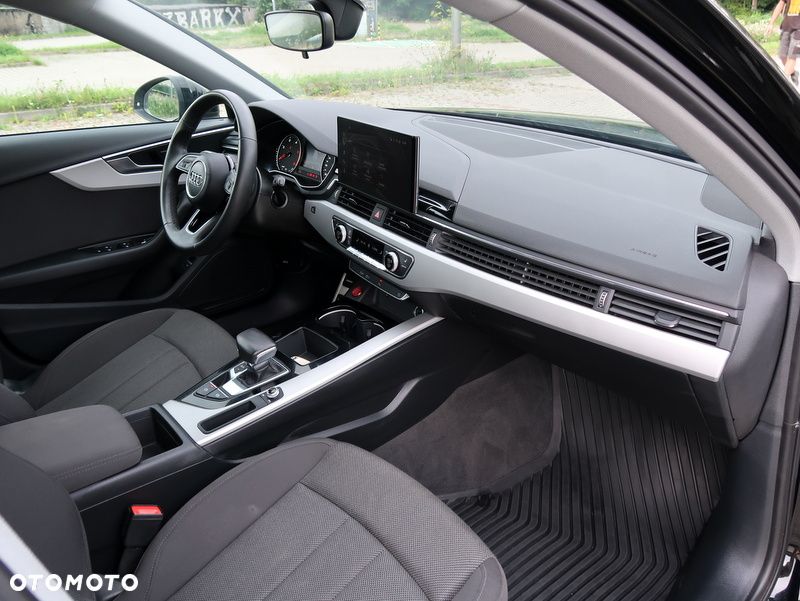 Audi A4 Avant ver-35-tdi-mhev-advanced-s-tronic - 12