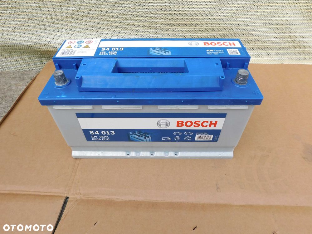 Akumulator samochodowy firmy BOSCH 12V 95AH 800A BARDZO DOBRY - 2