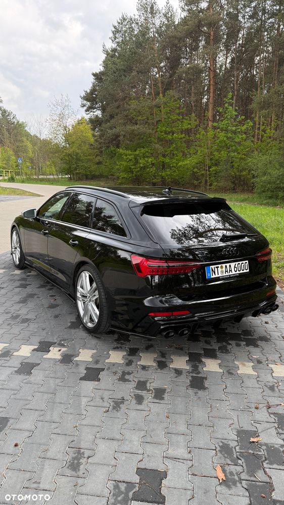 Audi S6 Avant - 13