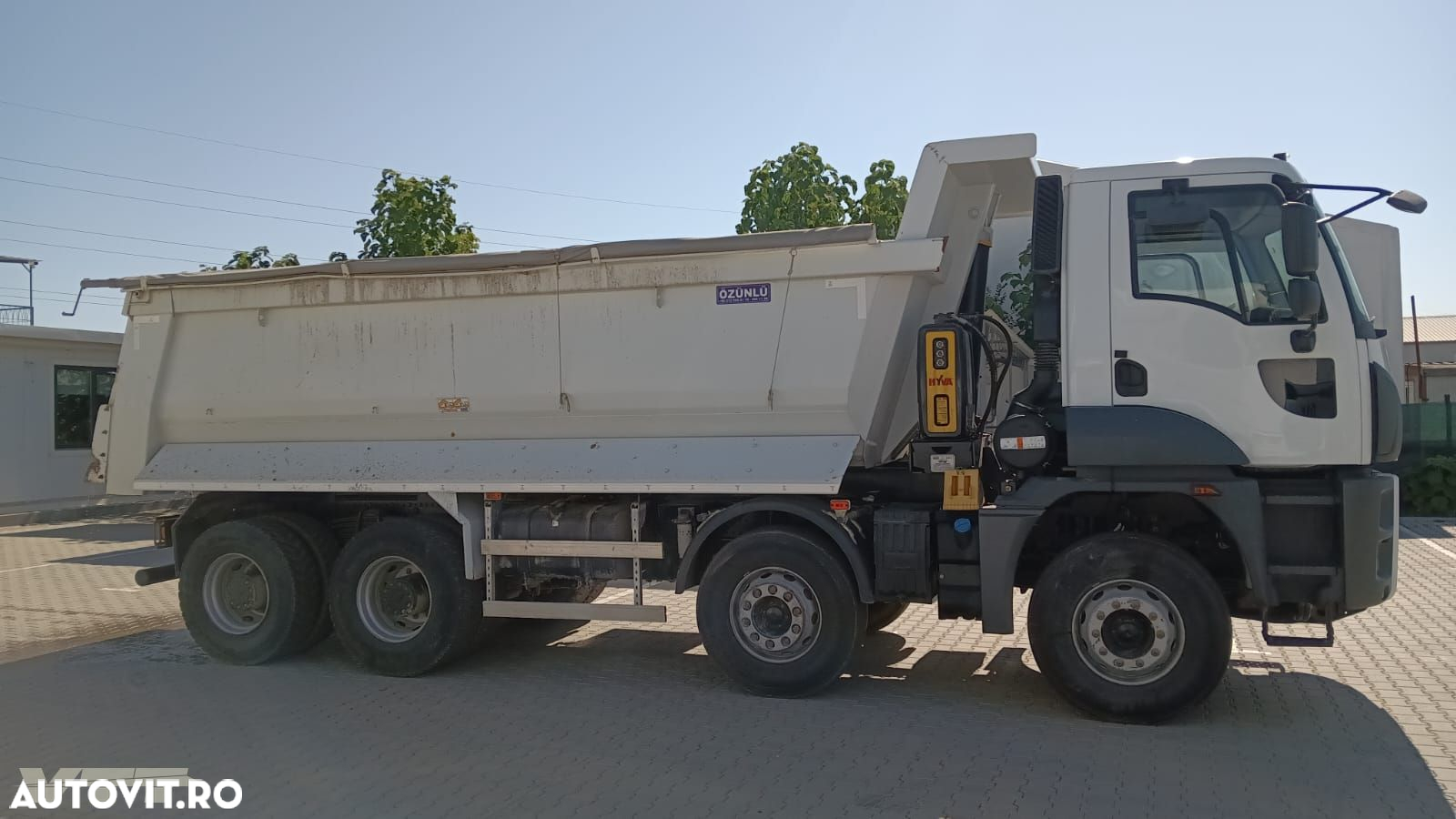 Ford CHM1 4142D8X4 - 5
