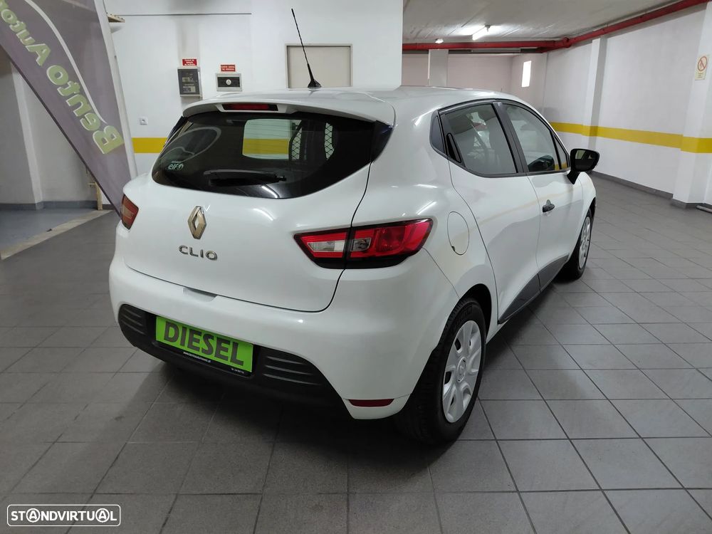Renault Clio 1.5 DCi Van Iva Dedutível - 32