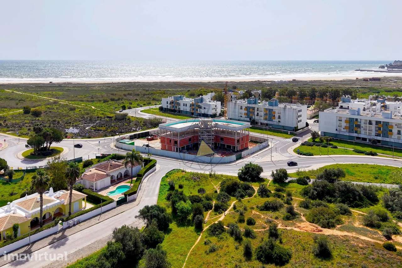 Apartamento T3 Novo com Piscina e Vista Mar situado em Lagos, Meia Pra - Grande imagem: 4/20
