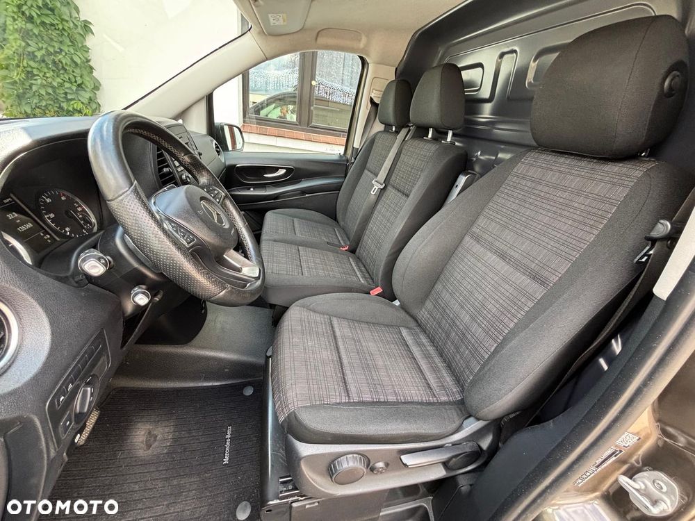 Mercedes-Benz VITO 447 - 11