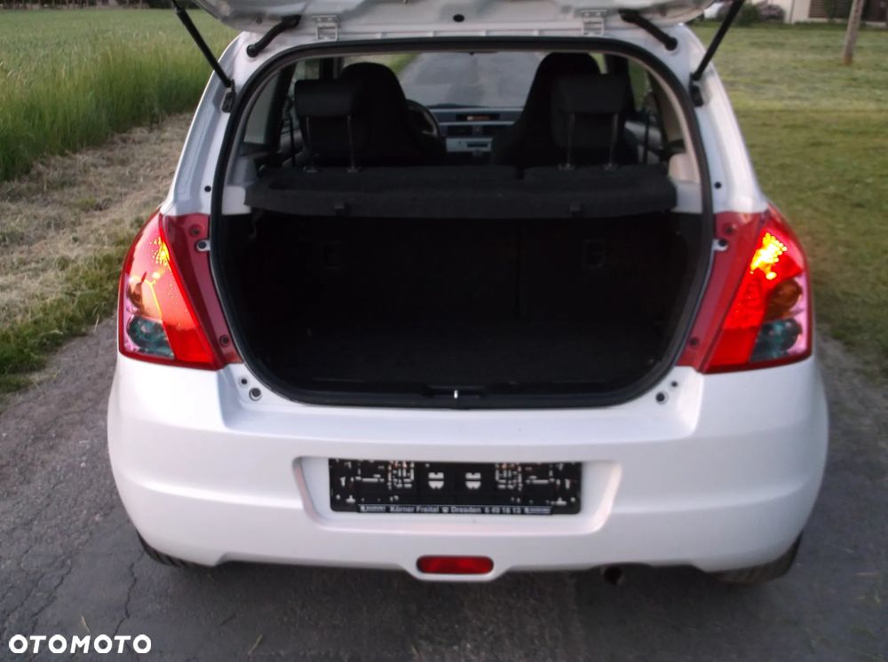 Suzuki Swift 1.3 Comfort - 22