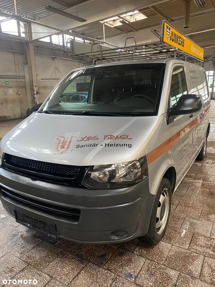Volkswagen Transporter - 2
