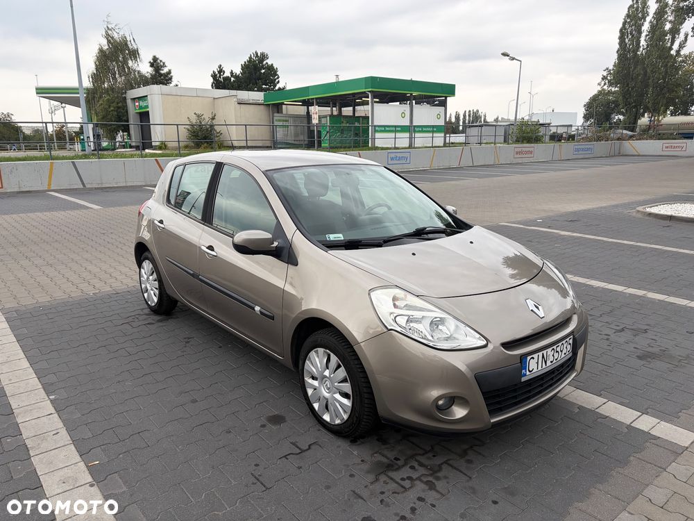 Renault Clio 1.2 16V Dynamique - 1