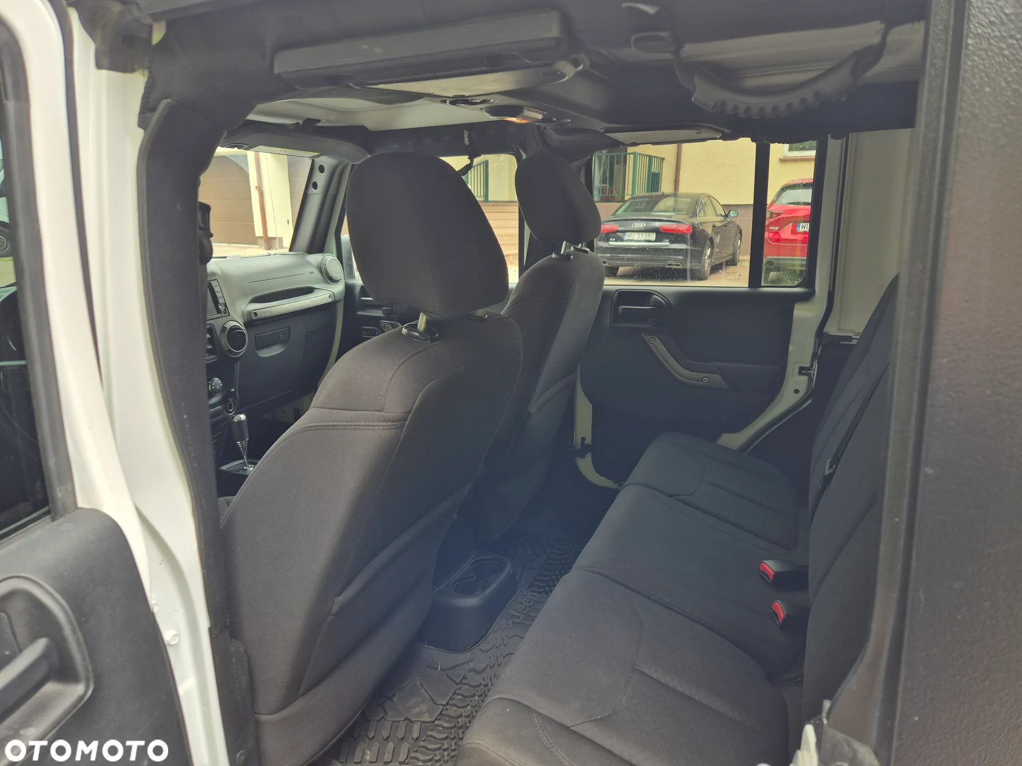 Jeep Wrangler - 29