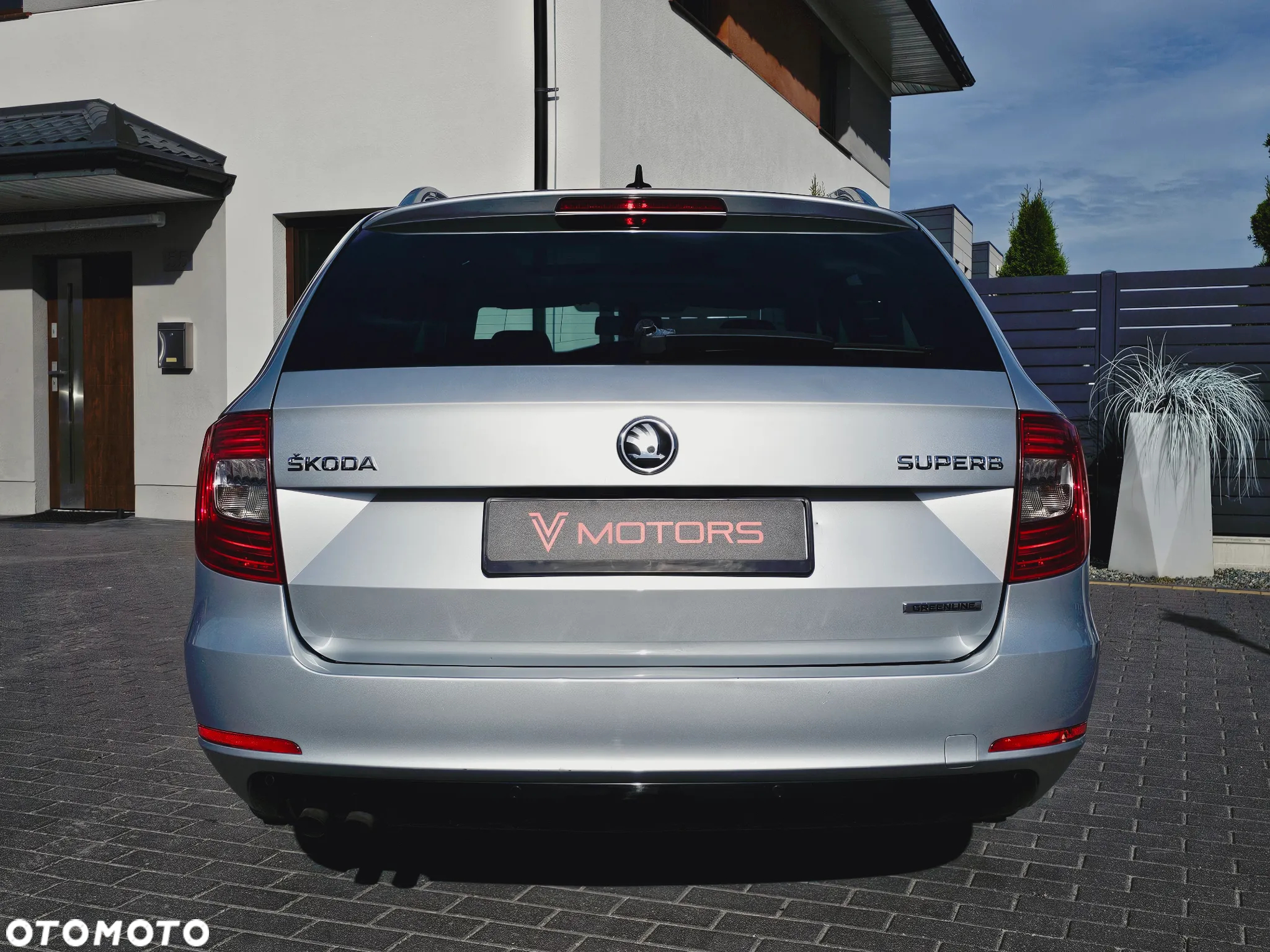 Skoda Superb 1.6 TDI Platinum - 9