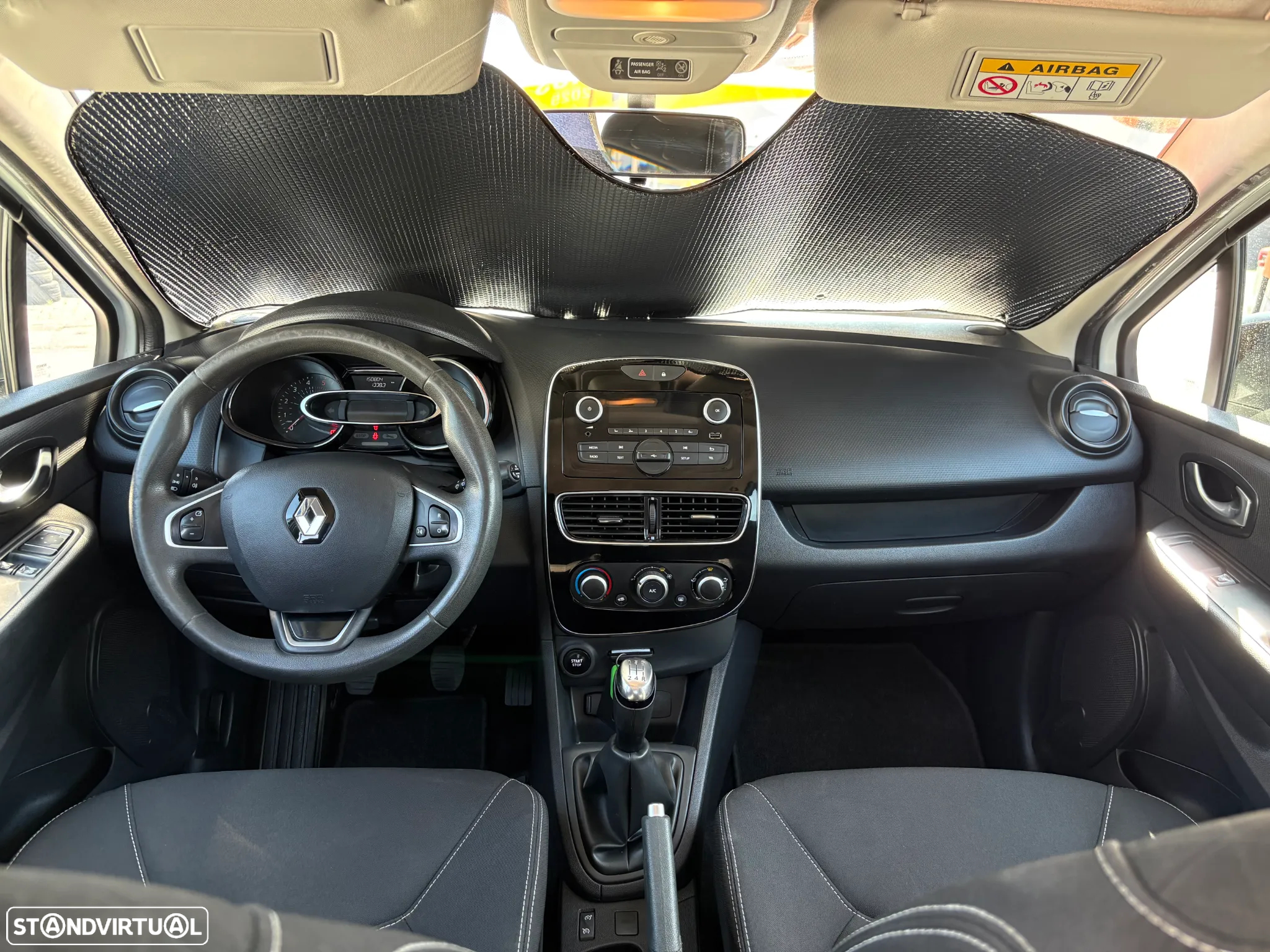 Renault Clio 1.5 dCi Confort - 8