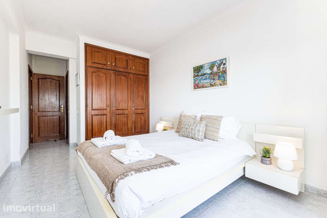 Apartamento em Rua Teixeira Gomes, Lagos - Grande imagem: 4/22