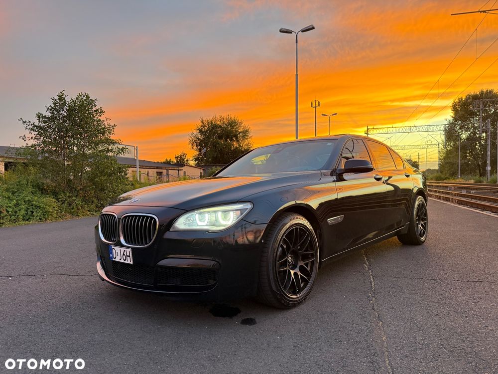 BMW Seria 7 - 11