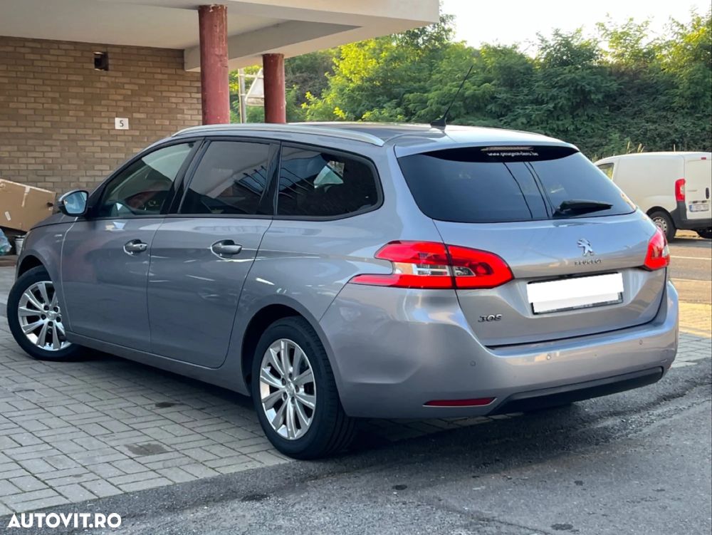 Peugeot 308 PureTech 110 Stop & Start Style - 4