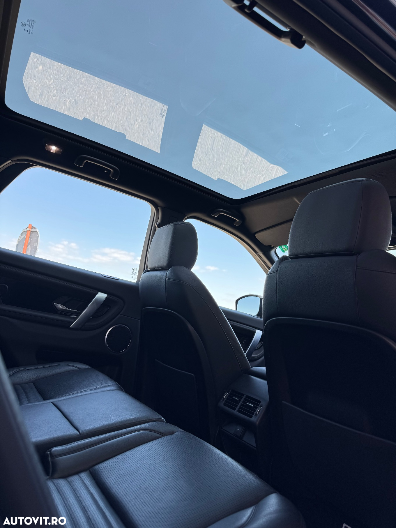 Land Rover Discovery Sport 2.0 l TD4 HSE Luxury Aut. - 16