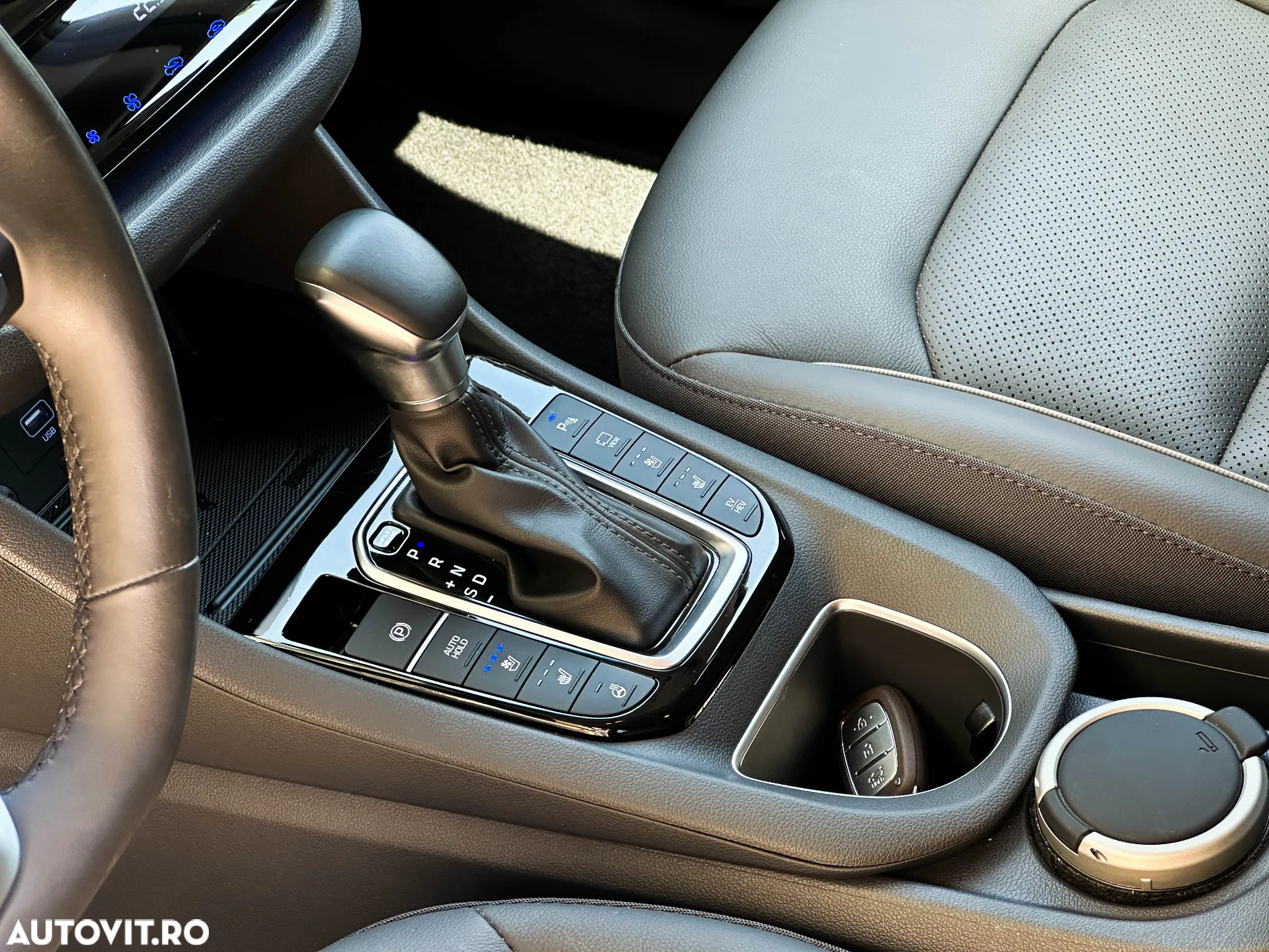 Hyundai IONIQ Plug-In Hybrid 1.6 141CP Exclusive - 18