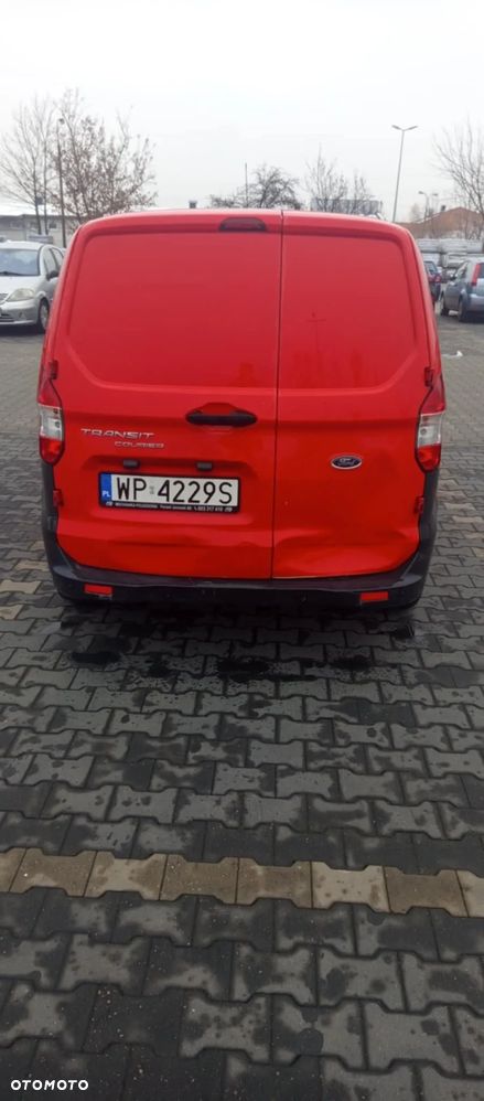 Ford Transit Courier - 4