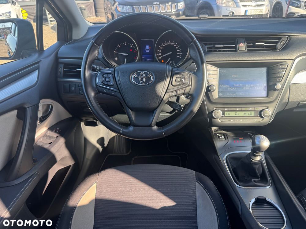 Toyota Avensis 2.0 D-4D Active Business - 28