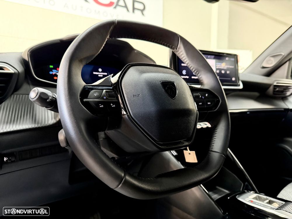 Peugeot 2008 Hybrid 145 e-DSC Allure - 23