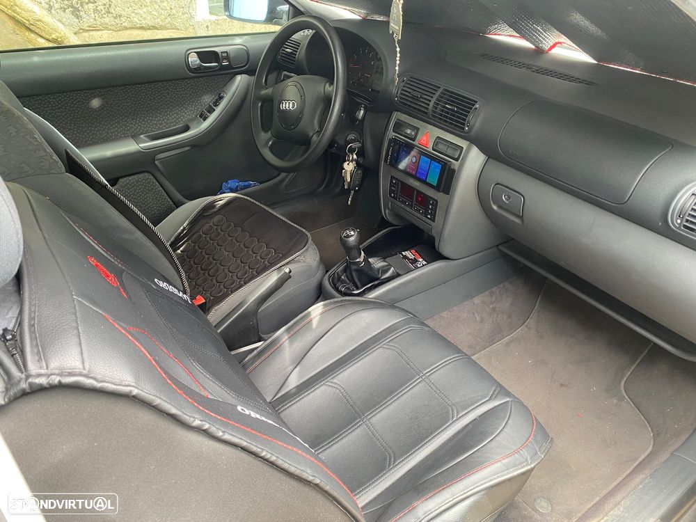 Audi A3 1.6 - 8