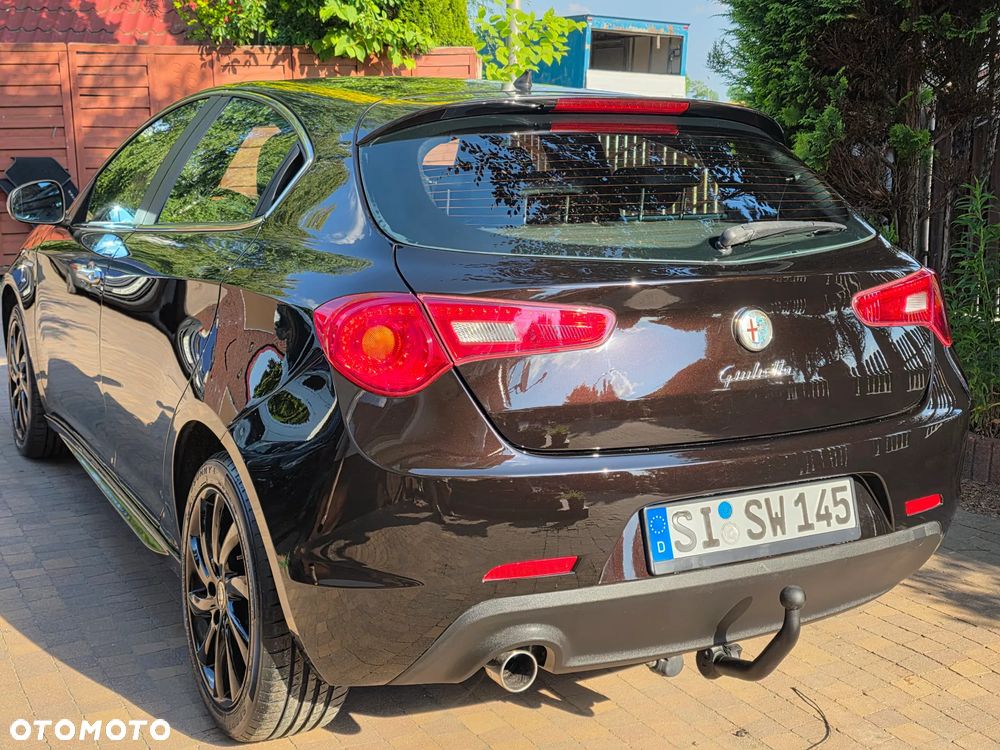 Alfa Romeo Giulietta 1.6 JTDM 16V - 11