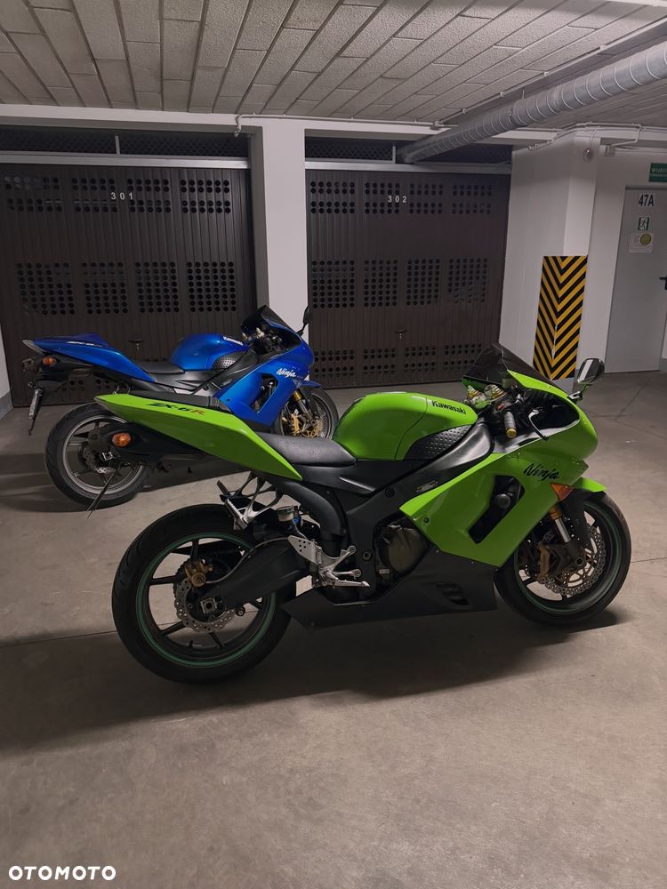 Kawasaki ZXR - 8