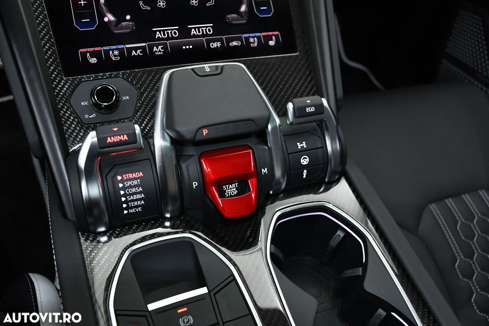 Lamborghini URUS - 24