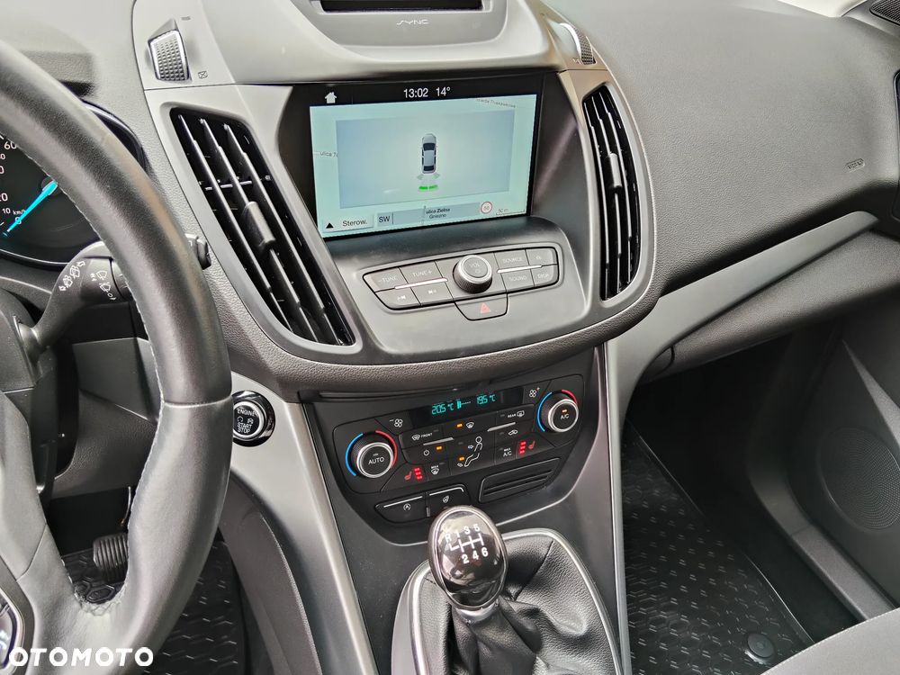 Ford Kuga 1.5 EcoBoost TITANIUM - 15