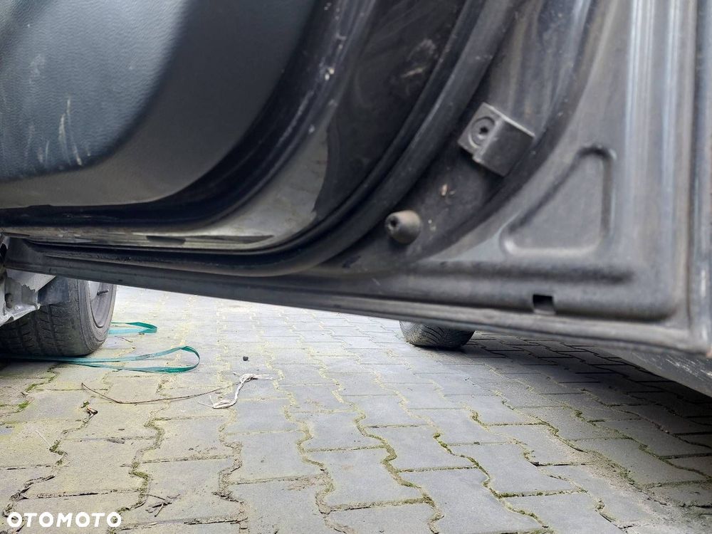 DRZWI KOMPLETNE PRAWY PRZÓD BMW E90 E91 A22/7 SPARKLING GRAPHITE EU - 10