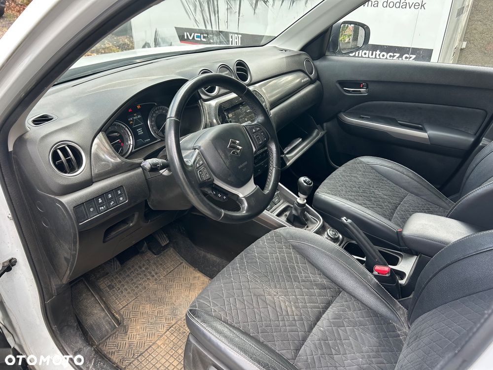 Suzuki Vitara 1.4 Boosterjet Hybrid Allgrip Comfort - 11