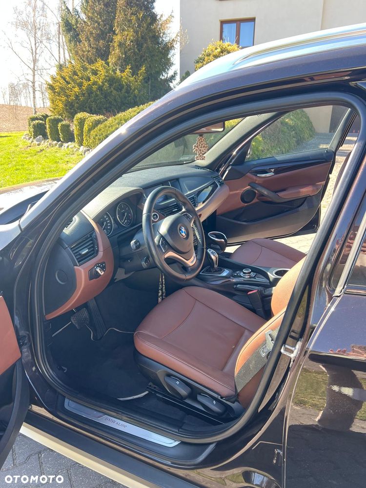 BMW X1 sDrive18d - 12