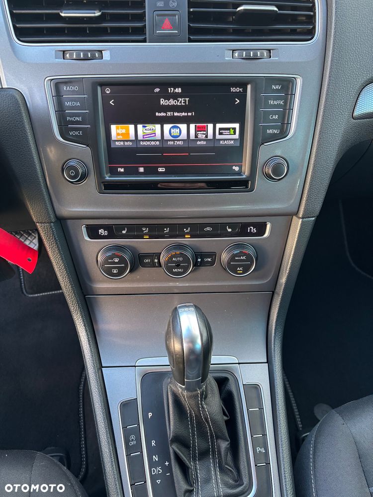 Volkswagen Golf 1.4 TSI BlueMotion Technology DSG Lounge - 30