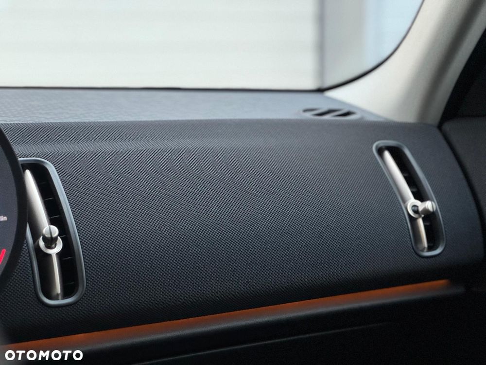 MINI Countryman Cooper Classic Trim - 23