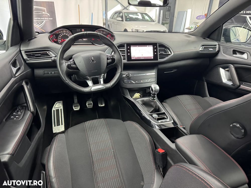 Peugeot 308 2017 photo 4
