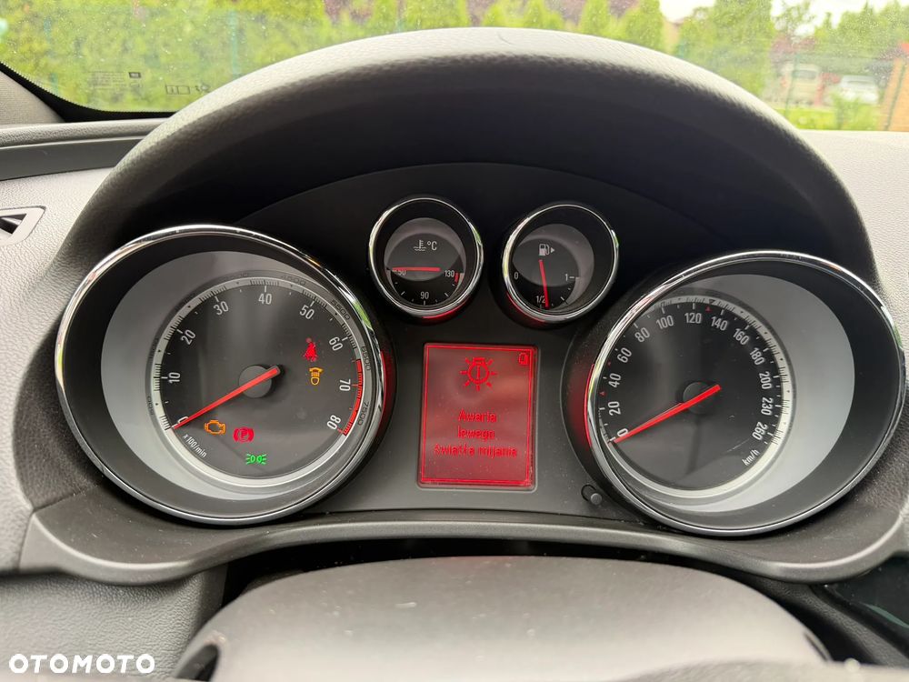 Opel Insignia 2.0 T Sport 4x4 - 17
