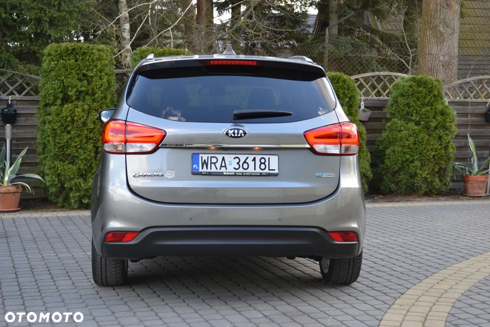 Kia Carens 1.7 CRDi Business Line 7os 7DCT - 11