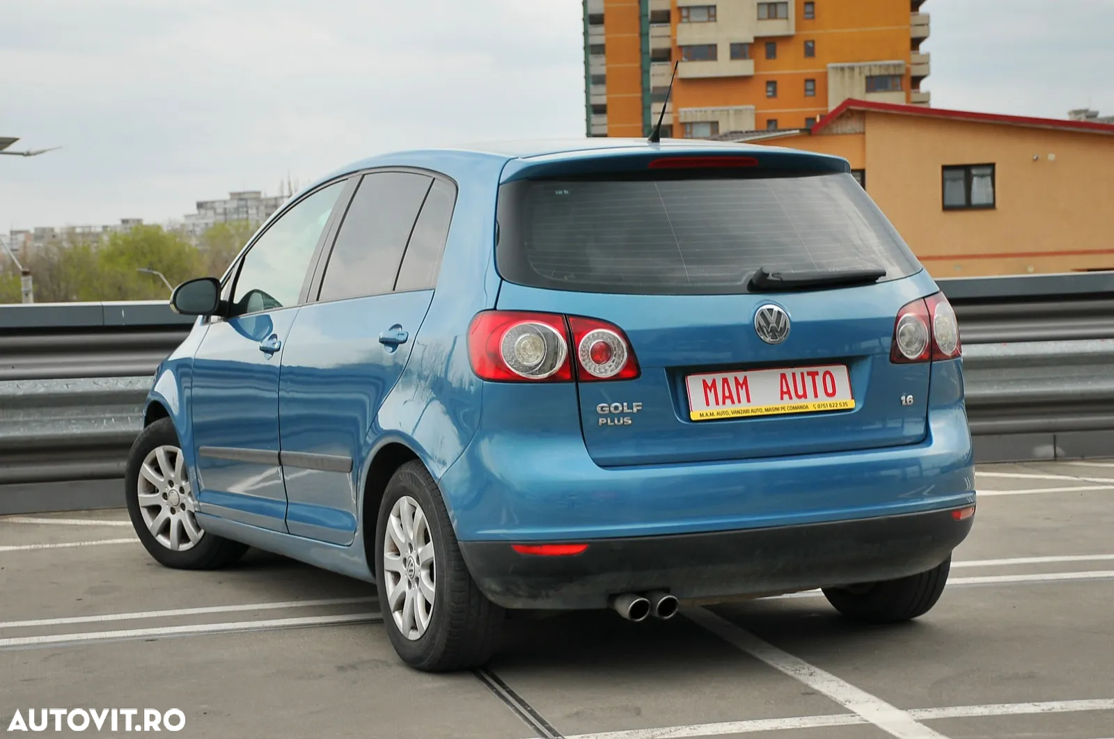 Volkswagen Golf Plus 1.6 FSI Comfortline - 5