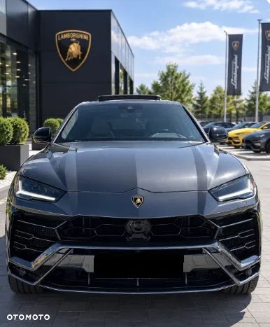 Lamborghini Urus - 4